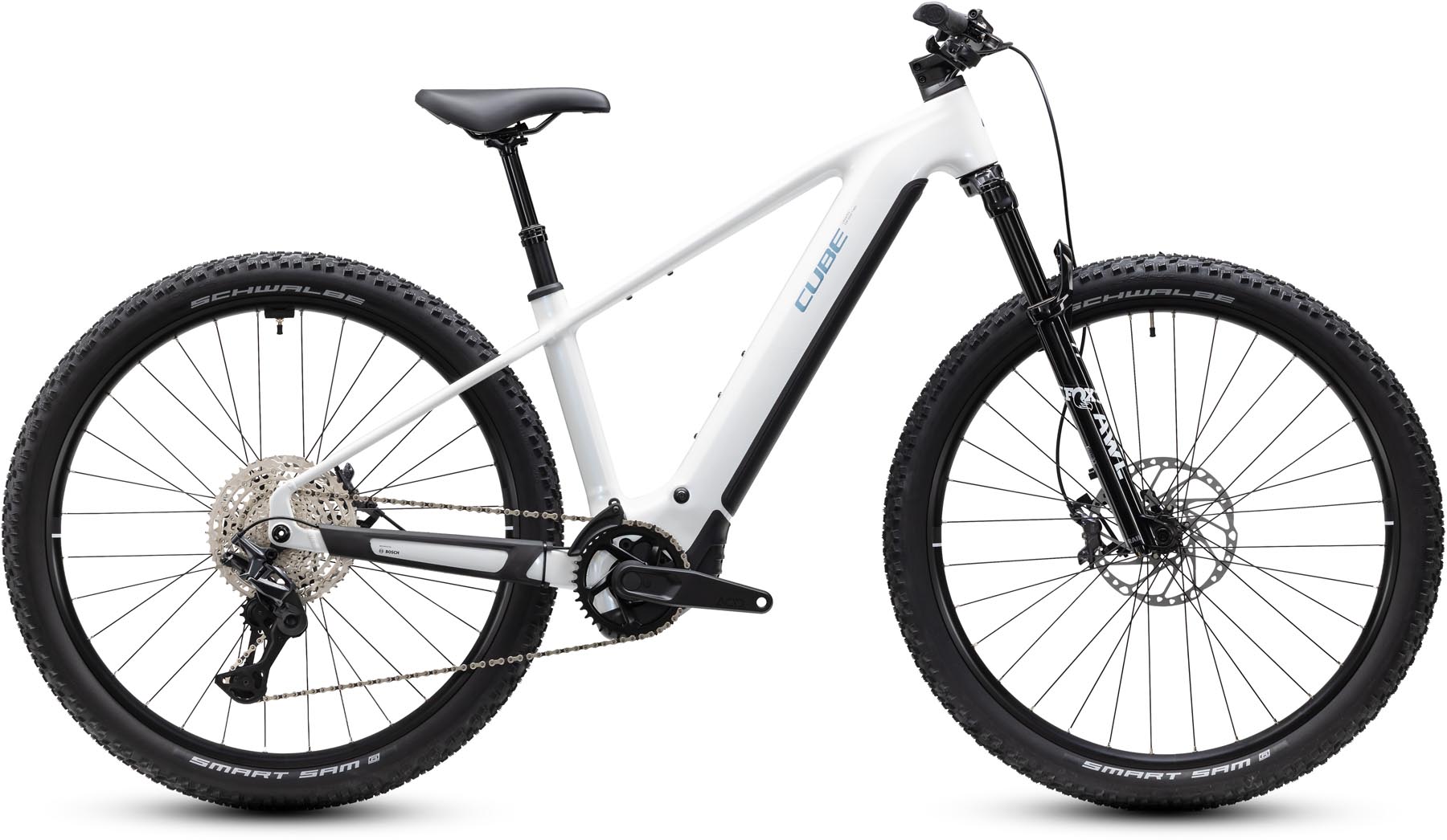1107310-Cube-Reaction-Hybrid-Race-800-snow-n-black-2027-00