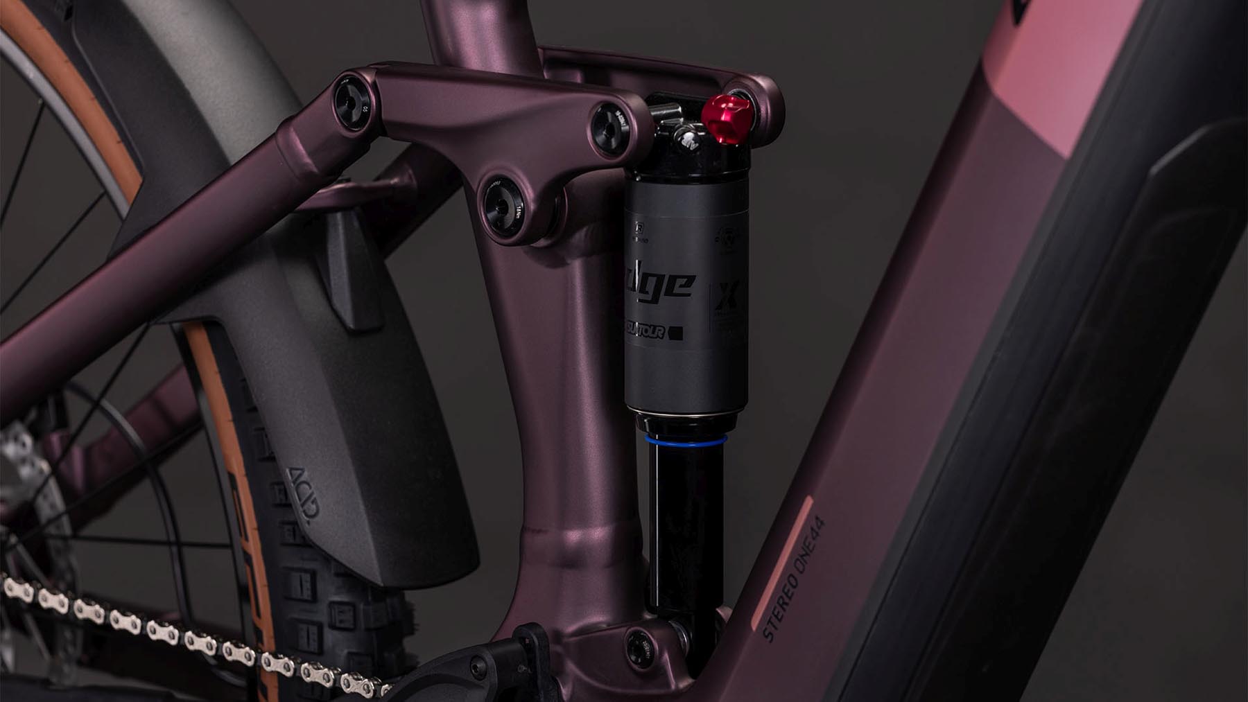 102150-Cube-Stereo-Hybrid-ONE44-Pro-800-shiftblush-n-raisin-2026-EBike-Fully-Mountainbike-04