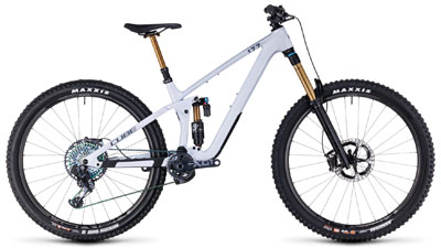 Cube Stereo ONE77 C:68X SLT Enduro Mountainbike in Weiß.