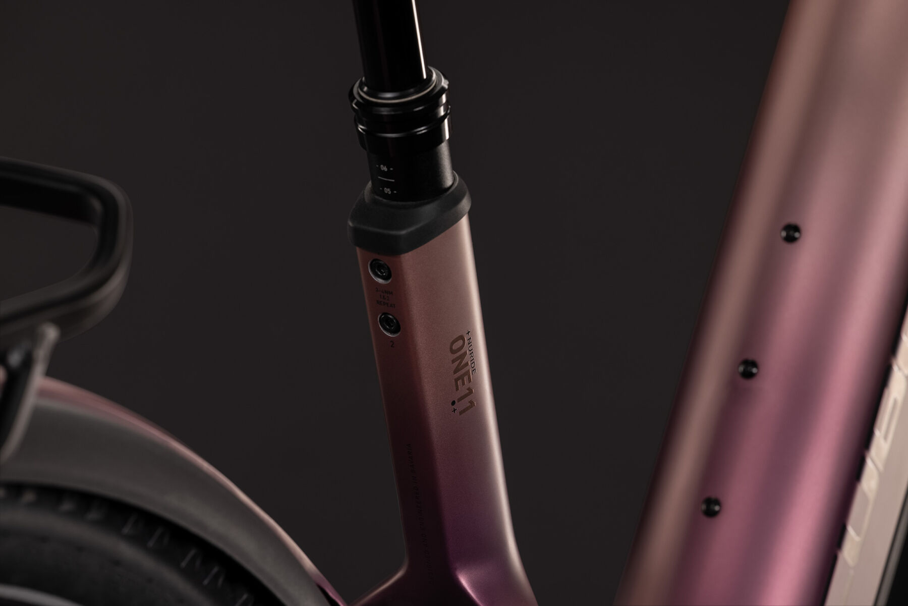 1110612E-Cube-Nuride-Hybrid-ONE11-HPC-SLX-800-mauve-n-black-2027-03