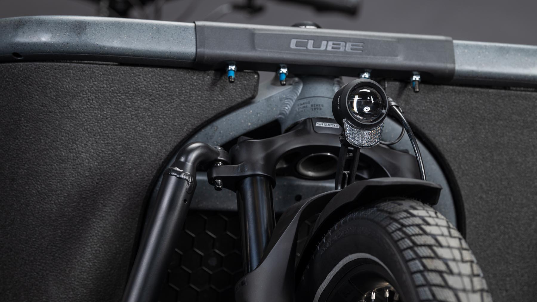 124300-Cube-Cargo-Hybrid-Comfort-SLX-800-stonegrit-n-black-2026-EBike-Lastenfahrrad-06