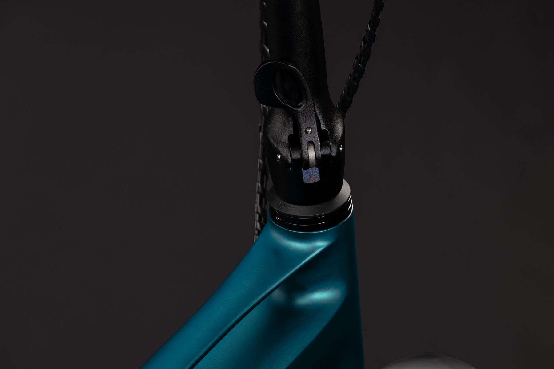 1120300-Cube-Fold-Hybrid-Deluxe-540-metallicpetrol-n-sea-2027-04