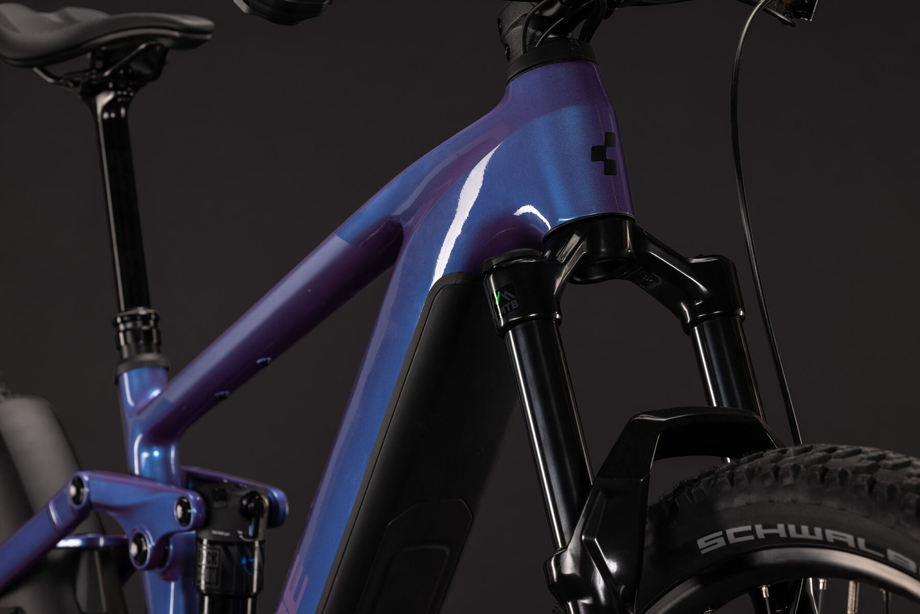 1102220-Cube-Stereo-Hybrid-ONE44-Pro-800-blueiris-n-purple-2027-05