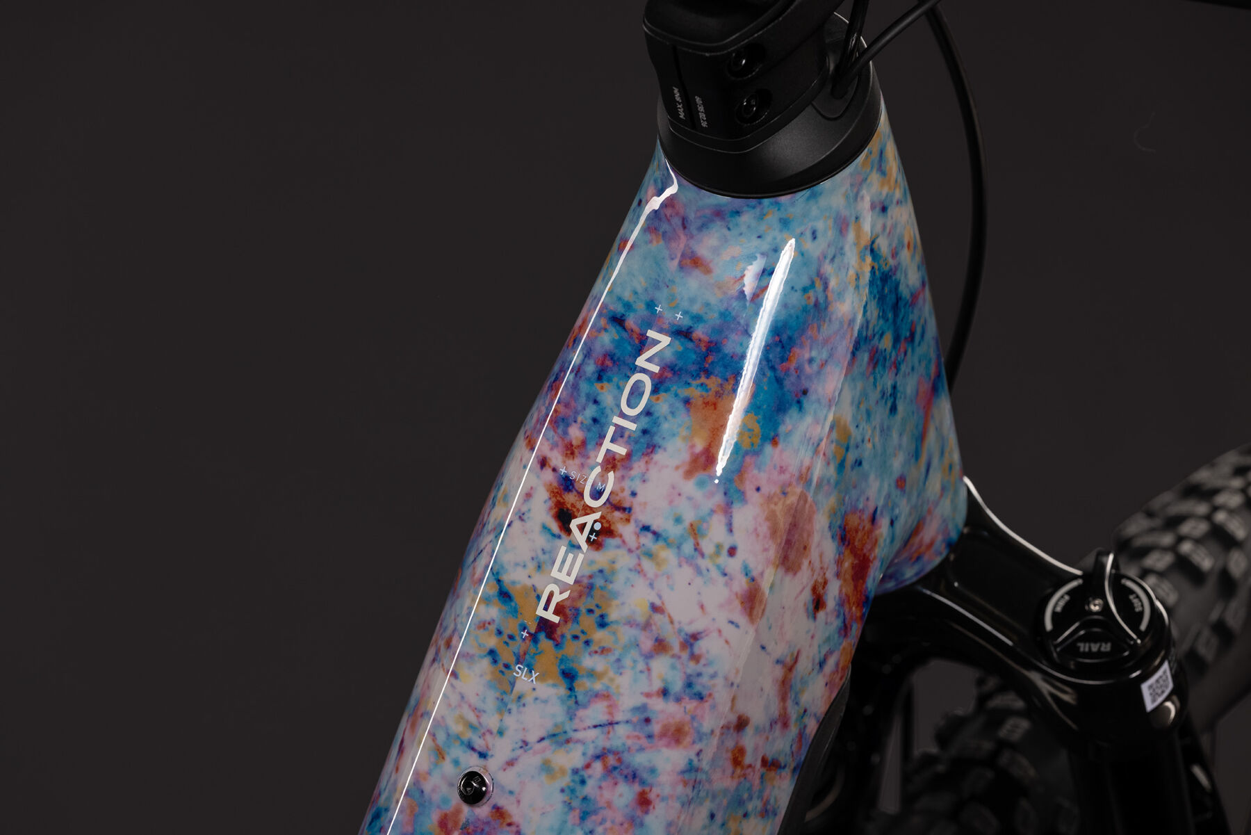 1107622E-Cube-Reaction-Hybrid-SLX-800-artline-2027-02